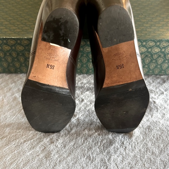 Authentic Vintage Gucci Riding Boots ๐ค - Picture 5 of 8